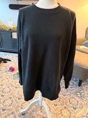 aerie Black Crewneck Pullover Sweater